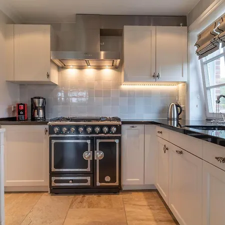 Dom wakacyjny Reetdachhaus Waterkueken Waterkueken